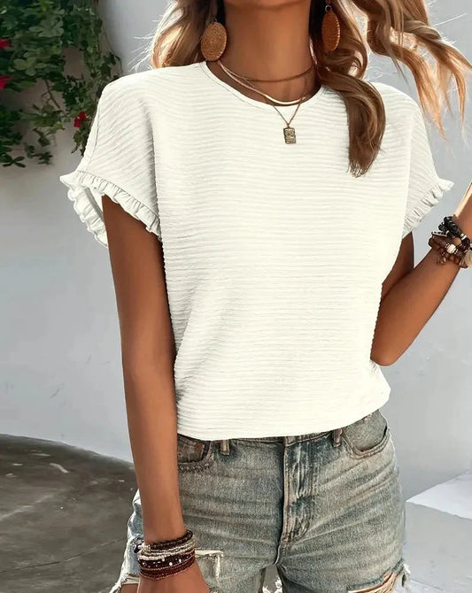 Amelvia Mira Classic Tee – Timeless Fit, Effortless Style